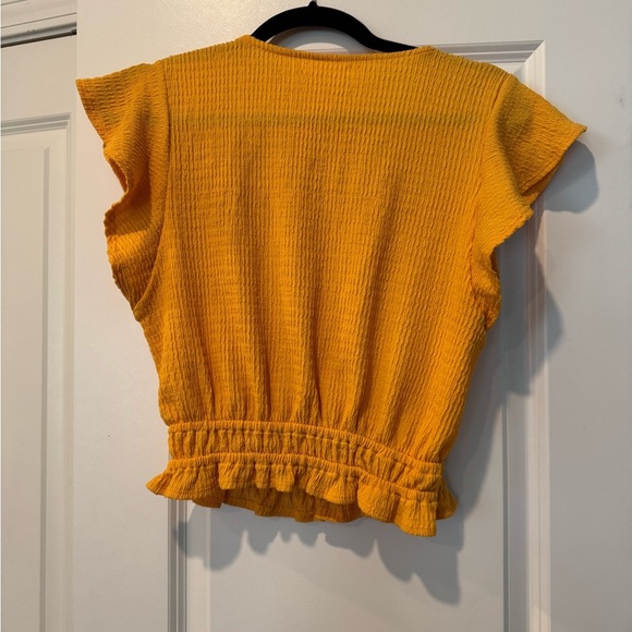 Lush Stretch Flutter Sleeve Crop Top - Picture 2 of 4